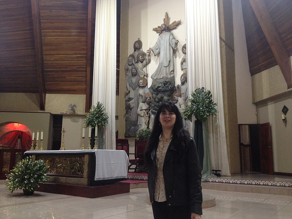 Canto en actividades religiosas Ministerio de Silvia Rodriguez